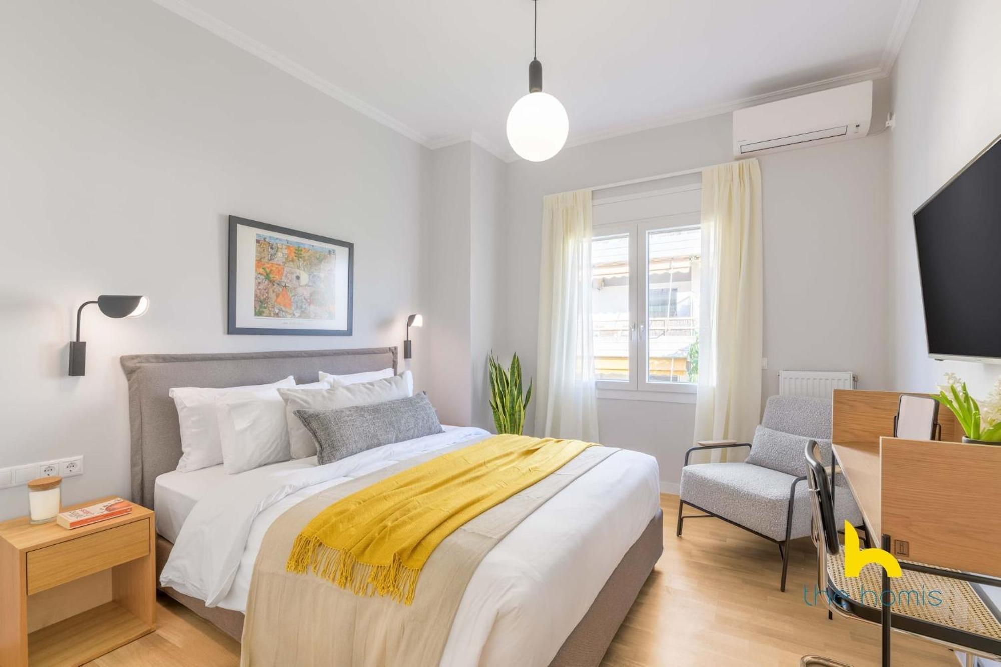Sun-Splashed 2-Bdr Corner Apartment With Hillside Views! Athens Exterior photo